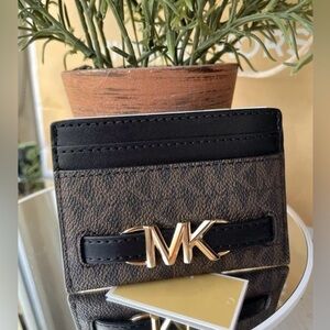 Michael Kors Reed Logo Credit Card Holder Wallet Brown Black NWT